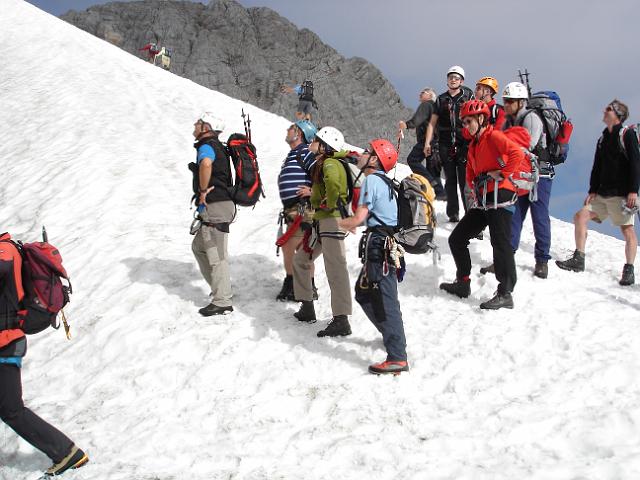 22 ueber den Gletscher zur Schulter.JPG